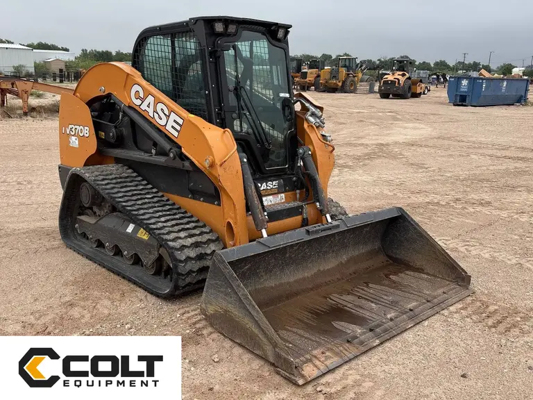 2023 Case TV370B tracked skid steer loader — photo 7