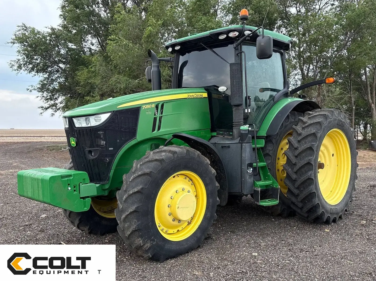 2014 John Deere 7250R MFWD tractor — photo 1