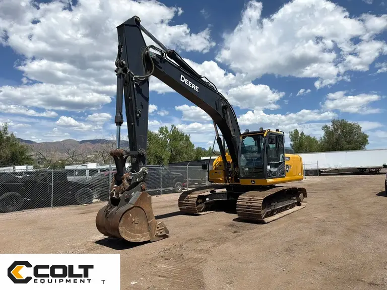 2022 John Deere 210GLC excavator — photo 1